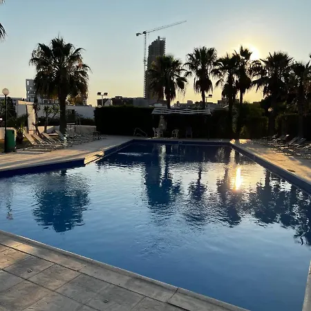 Apartamento Door Getaway *